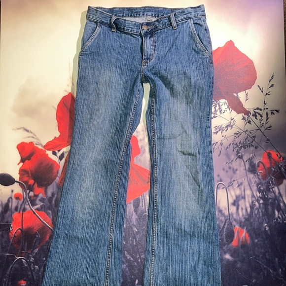 Brandy Melville - Sydney Jeans - Picture 1 of 7
